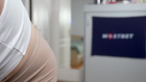 Snapshot of foxeslovefoxes chatting on January 2025 02:19:01 PM CUSTOM PHOTOS AND VIDEOS -  online show from January 2025 02:19:01 PM