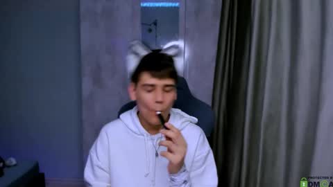 Foxicfu online show from February 2025 12:50:02 PM