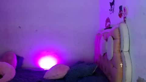 Katty online show from September 2025 05:57:01 PM