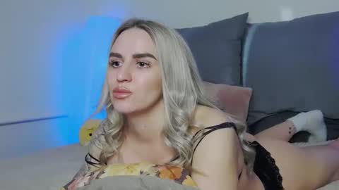 Foxy Kimmi online show from January 2026 07:02:02 AM