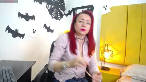 Foxy miilf online show from October 2025 12:49:02 PM