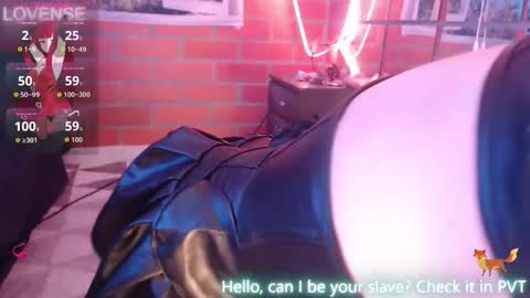 Snapshot of foxy_pet2 chatting on October 2025 01:49:01 AM my name is Sofhia but you can call me any name you like Sir online show from October 2025 01:49:01 AM