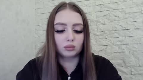 Alice online show from November 2025 03:25:02 PM