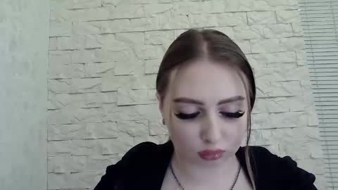 Alice online show from November 2025 04:11:02 PM