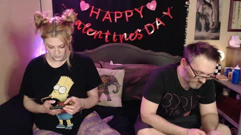 Snapshot of foxymalloryknoxy69 chatting on February 2025 08:00:02 AM Mallory Koxx online show from February 2025 08:00:02 AM