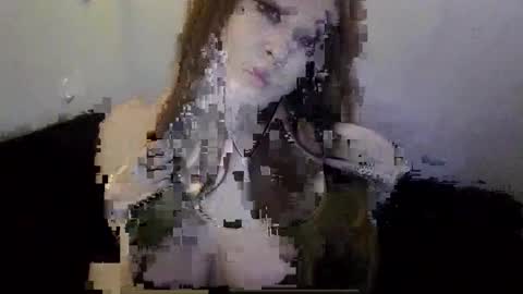 Snapshot of foxymamas chatting on May 2026 04:31:01 AM foxymamas online show from May 2026 04:31:01 AM