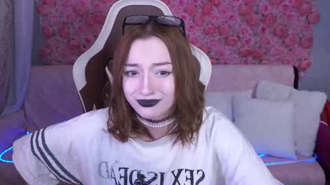 Snapshot of foxymayy chatting on June 2026 07:50:01 PM Maya online show from June 2026 07:50:01 PM