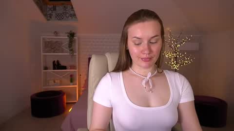 Snapshot of foxyykate chatting on June 2026 08:01:01 PM Kate online show from June 2026 08:01:01 PM