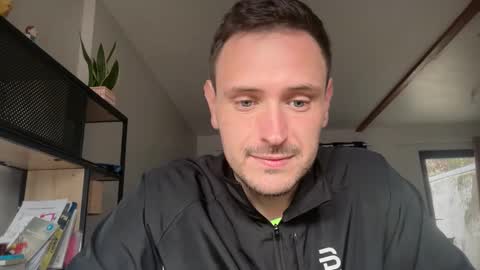 fraisetagada359 online show from November 2025 11:12:02 AM