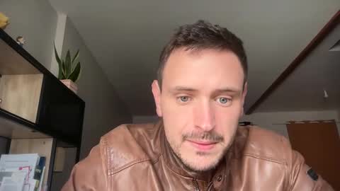 fraisetagada359 online show from November 2025 11:21:01 AM