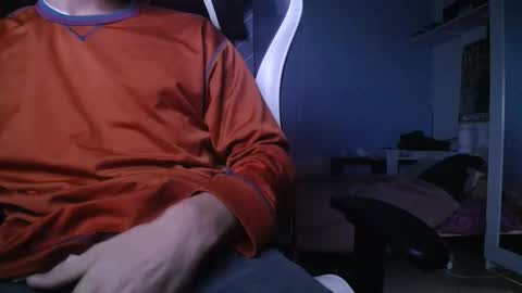 franceghj99 online show from November 2025 08:20:02 PM