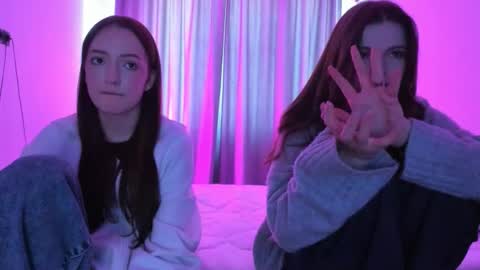 Snapshot of francessmason chatting on February 2026 12:00:01 PM Marybrown eye Katy gray eye online show from February 2026 12:00:01 PM