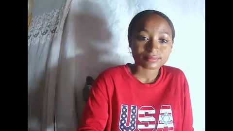 Snapshot of francine925426 chatting on November 2025 08:36:02 AM francine925426 online show from November 2025 08:36:02 AM