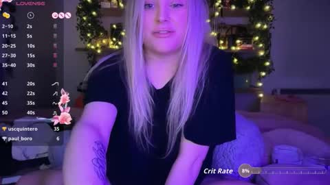 Snapshot of francis_digby chatting on December 2025 02:17:01 AM Francis Digby online show from December 2025 02:17:01 AM