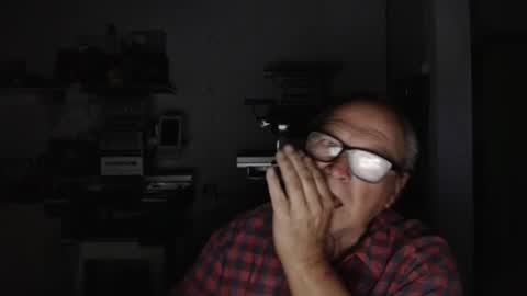 Snapshot of francisco727 chatting on March 2026 05:02:01 AM francisco727 online show from March 2026 05:02:01 AM