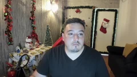 Juan online show from December 2024 09:39:02 PM