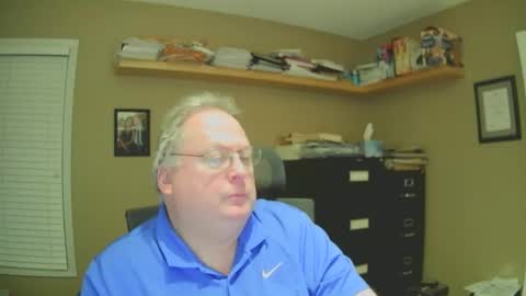 Snapshot of frankie6207 chatting on January 2025 07:07:01 AM frankie6207 online show from January 2025 07:07:01 AM