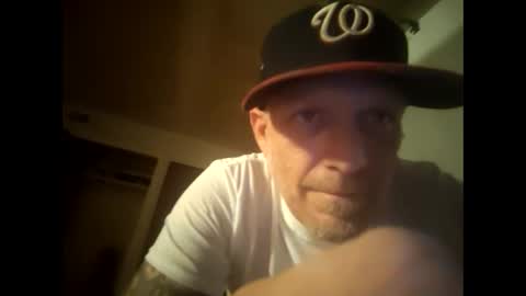 Famous Blue Eyes online show from April 2026 09:38:01 AM