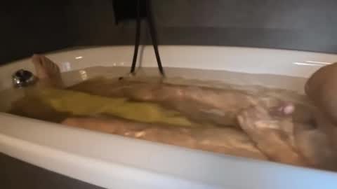 franky84 online show from February 2026 10:01:02 AM