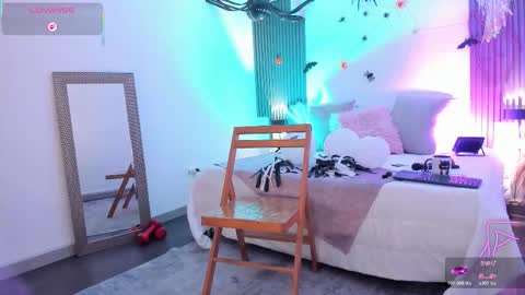 Snapshot of fransheskarossi chatting on October 2025 12:55:01 PM Fransheska online show from October 2025 12:55:01 PM