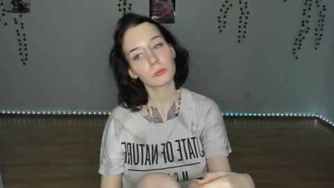 Snapshot of frau_basted chatting on March 2026 12:58:01 AM mistress Bastet and mintcola online show from March 2026 12:58:01 AM