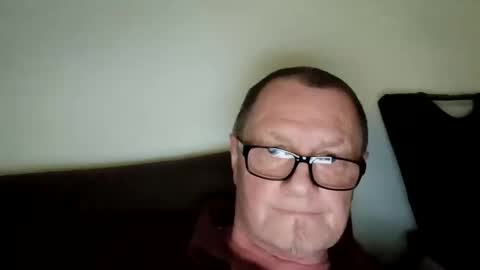 Snapshot of frauenfeind1 chatting on March 2026 03:28:01 PM Wolfi online show from March 2026 03:28:01 PM