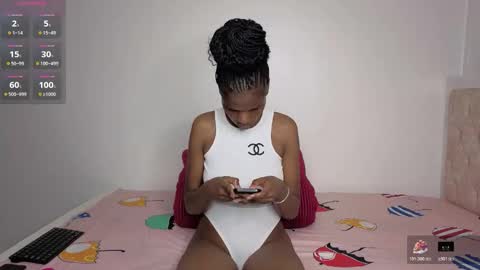 Nessa-Independent model online show from January 2026 06:44:01 PM