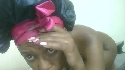 Snapshot of freaky_crammy chatting on October 2025 02:03:02 AM freaky_crammy online show from October 2025 02:03:02 AM