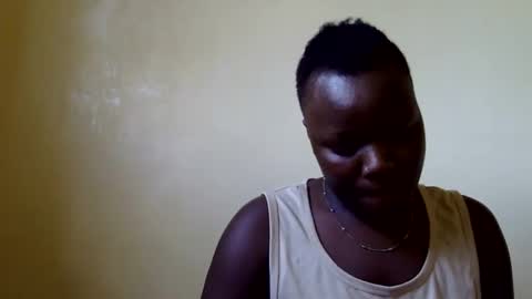 Snapshot of freaky_dolly chatting on February 2025 11:28:02 AM freaky_dolly online show from February 2025 11:28:02 AM