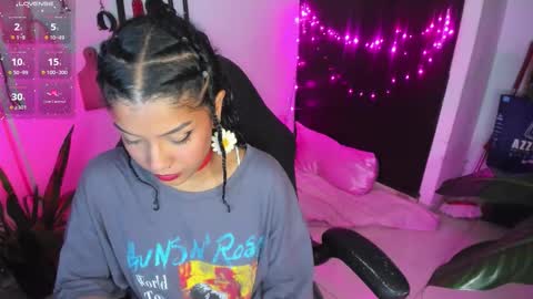 Lia Gomez online show from March 2026 11:37:01 PM