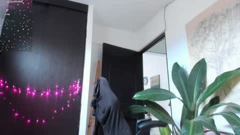 Snapshot of freaky_lia chatting on May 2026 02:34:02 PM Lia Gomez online show from May 2026 02:34:02 PM