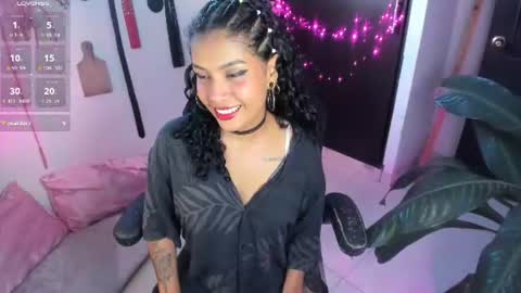 Snapshot of freaky_lia chatting on June 2026 10:45:01 PM Lia Gomez online show from June 2026 10:45:01 PM
