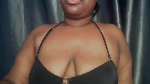 Snapshot of freaky_slut5 chatting on March 2026 04:17:02 AM freaky slut5 online show from March 2026 04:17:02 AM
