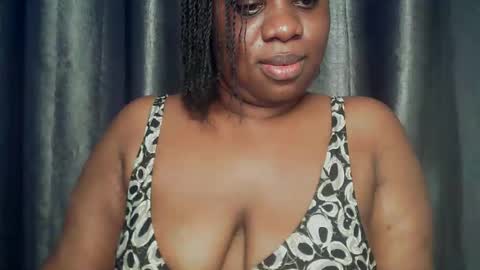 Snapshot of freaky_slut5 chatting on March 2026 04:06:01 AM freaky slut5 online show from March 2026 04:06:01 AM