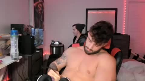 Snapshot of freakyfitking chatting on December 2024 01:37:01 AM freakyfitking online show from December 2024 01:37:01 AM