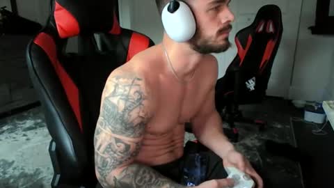 Snapshot of freakyfitking chatting on January 2025 06:21:01 PM freakyfitking online show from January 2025 06:21:01 PM