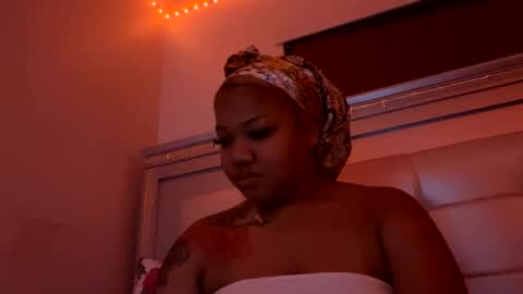 Freakymaa online show from May 2026 05:36:02 AM