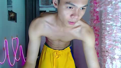 Mark online show from May 2026 03:50:02 PM