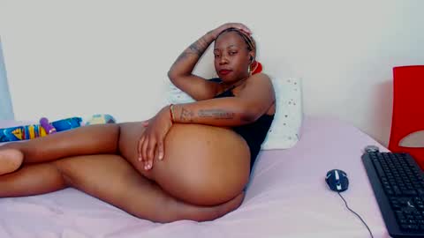 Snapshot of freakyscarlrt00 chatting on September 2025 08:30:01 PM FreakyScarlet00 online show from September 2025 08:30:01 PM