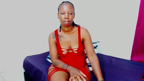 Snapshot of freakyscarlrt00 chatting on November 2025 09:05:02 PM FreakyScarlet00 online show from November 2025 09:05:02 PM