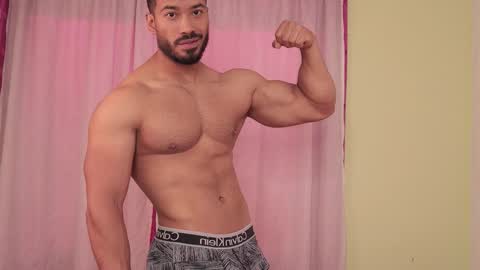 FredSeXXX online show from November 2025 02:34:02 PM
