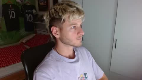 Frederick Perin online show from October 2025 09:38:01 PM