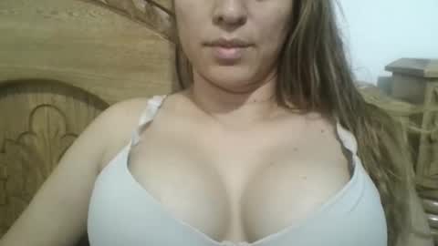 freddymar0109 online show from February 2026 12:25:02 AM