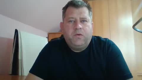 freeboy80180 online show from December 2024 08:41:01 AM