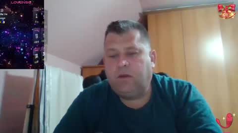 freeboy80180 online show from February 2025 07:37:02 AM