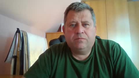 freeboy80180 online show from September 2025 02:41:01 PM