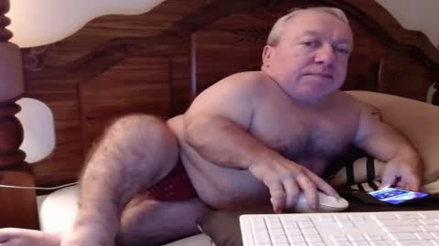 Snapshot of freemysoul4748 chatting on October 2025 03:43:01 AM Cute Lil Man online show from October 2025 03:43:01 AM