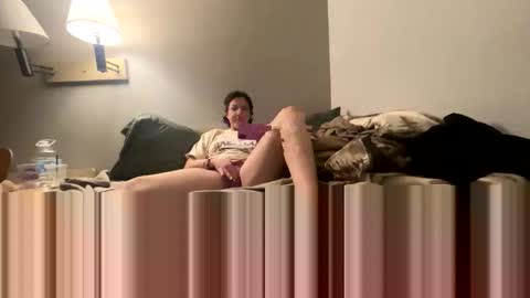 freethebirdclouds online show from March 2026 03:23:01 AM