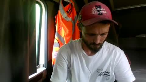 Snapshot of french_truck chatting on July 2026 04:20:02 PM french_truck online show from July 2026 04:20:02 PM
