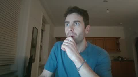 Snapshot of frenchbdmaninlondon chatting on November 2025 12:49:01 AM Horny Paul online show from November 2025 12:49:01 AM